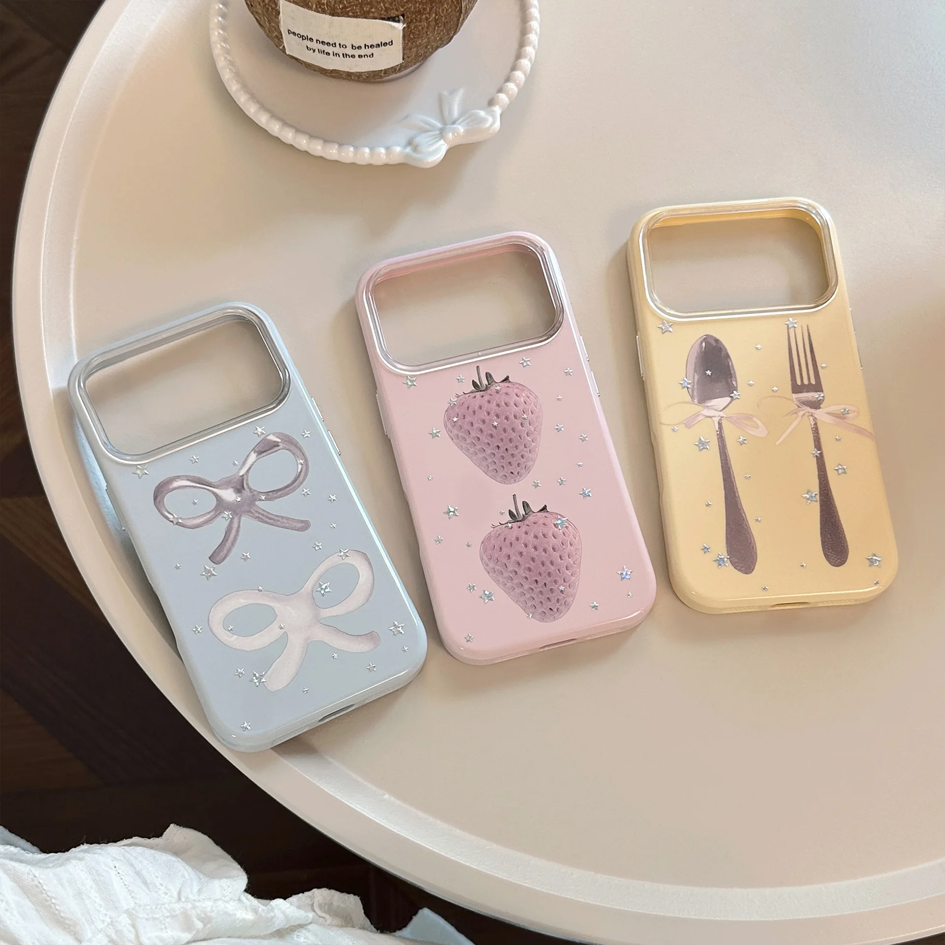 Apple Iphone 15 Pro Max - Casing Telepon dengan Ilustrasi Bintang Perak